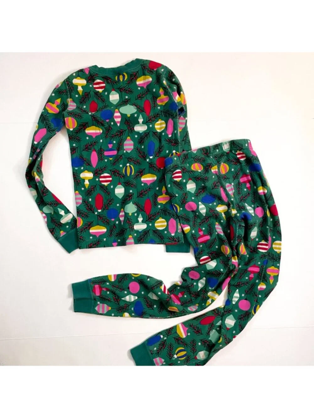 Hanna Andersson Green Christmas Ornament Pajamas, Size 10